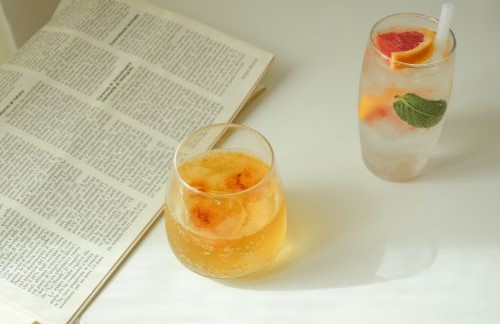 桃子气泡饮料